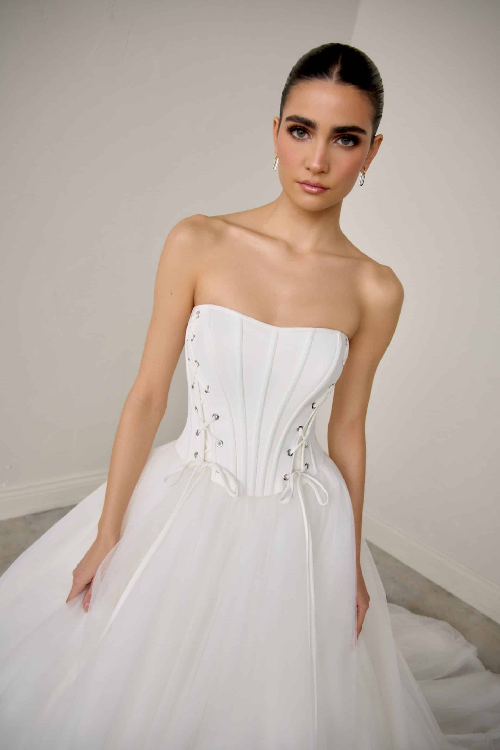 The Dress Brautmode aus Kreuzlingen bei Thurgau Julie the dress - 99356 Lynx FC Justin Alexander Signature 0310 scaled