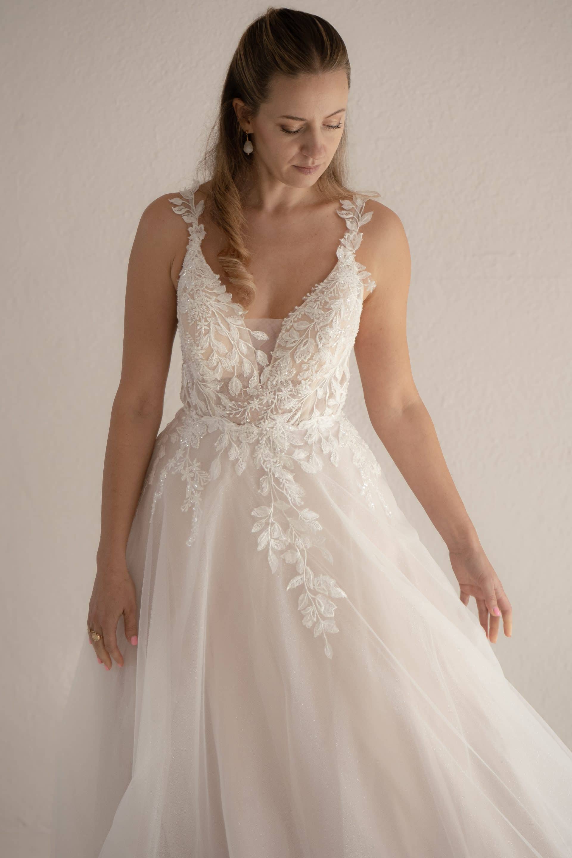 The Dress Brautmode aus Kreuzlingen bei Thurgau Julie the dress - TheDress 045 scaled