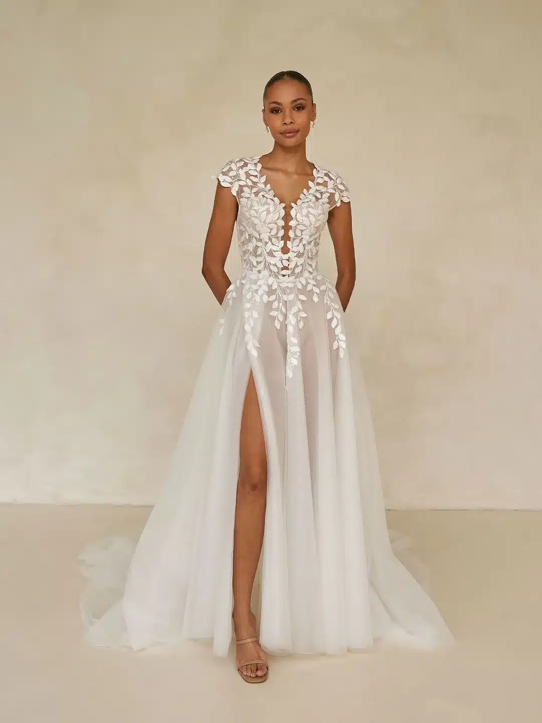 The Dress Brautmode aus Kreuzlingen bei Thurgau Julie the dress - Whitley ML25550 1