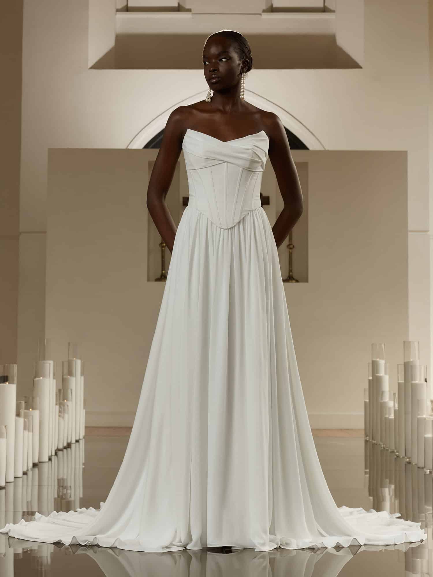 The Dress Brautmode aus Kreuzlingen bei Thurgau Julie the dress - CYNDI EY770 1