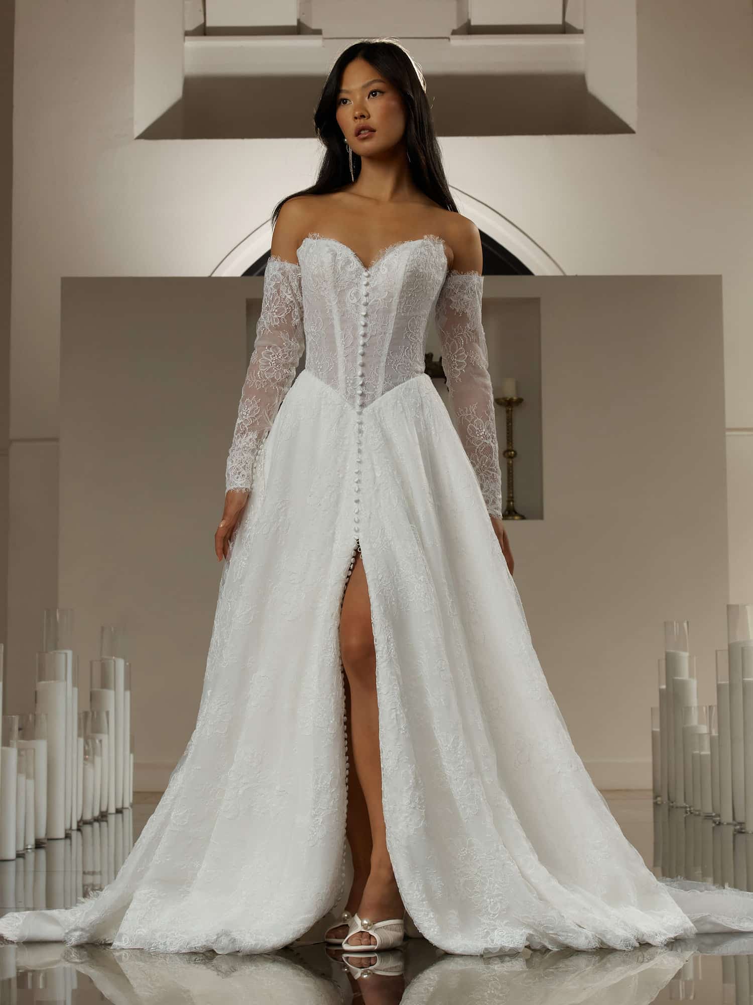 The Dress Brautmode aus Kreuzlingen bei Thurgau Julie the dress - MONICA EY780 1