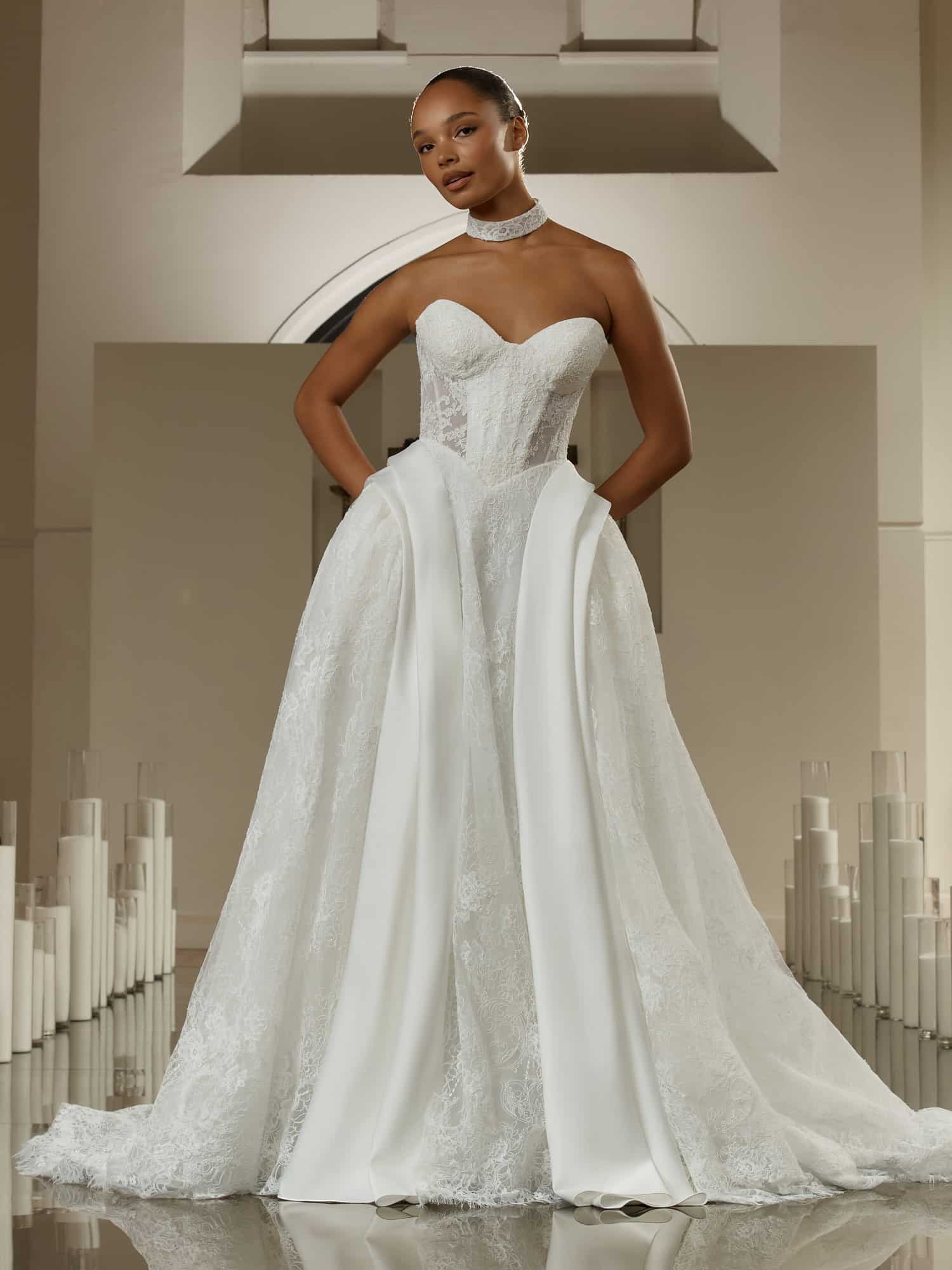 The Dress Brautmode aus Kreuzlingen bei Thurgau Julie the dress - STEFANI EY787 1